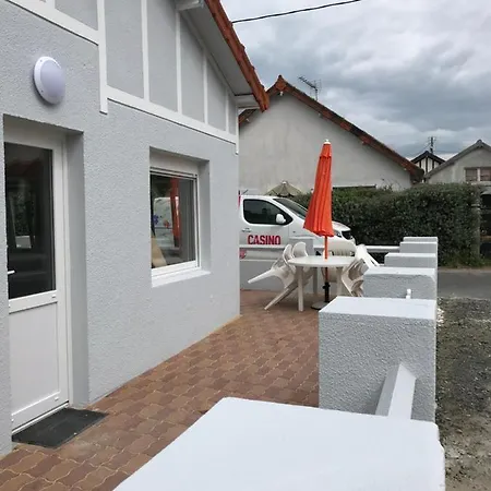 Villa Proche Mer St Martin De Brehal Exterior photo